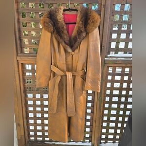 Vintage Leather Jacket with Fur Collar